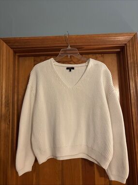 Quince Cream V-Neck Fisherman Sweater